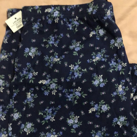 Charter Club 2-piece pajama set Mini Floral soft and cute💖 - Picture 2 of 7